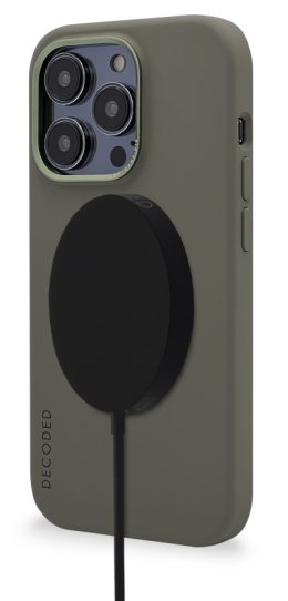 Decoded - silikonowa obudowa ochronna do iPhone 14 Pro Max kompatybilna z MagSafe (olive)