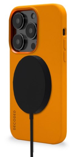Decoded - silikonowa obudowa ochronna do iPhone 14 Pro kompatybilna z MagSafe (apricot)