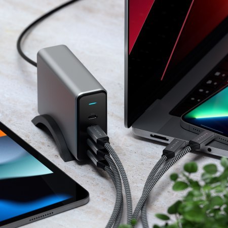 Satechi GaN Charger 165W - ładowarka sieciowa 165W, 4x USB-C