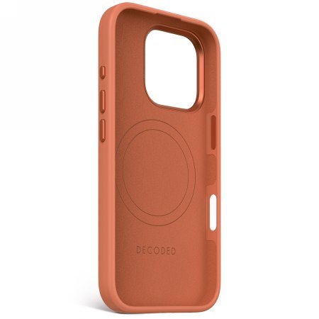 Decoded AntiMicrobial Silicone Backcover - silikonowa obudowa ochronna do iPhone 16 Pro kompatybilna z MagSafe (sand stone)