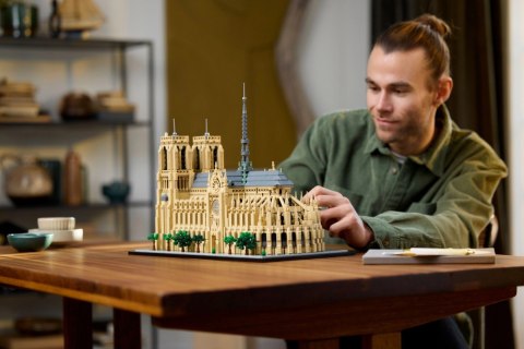 LEGO Klocki Architecture 21061 Notre-Dame w Paryżu