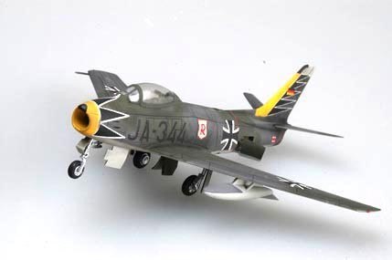 Hobby Boss F-86F-40 Sabre