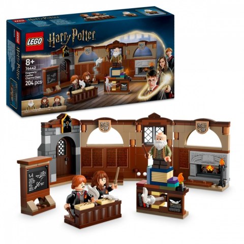 LEGO Klocki Harry Potter 76442 Zamek Hogwart: Zajęcia z zaklęć i uroków