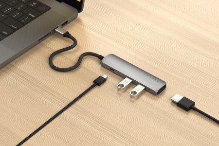 Satechi 4-in-1 USB-C Slim Multiport Adapter 4K - aluminiowy adapter do urządzeń mobilnych USB-C (USB-C, 4K HDMI, 2x USB-A) (spac