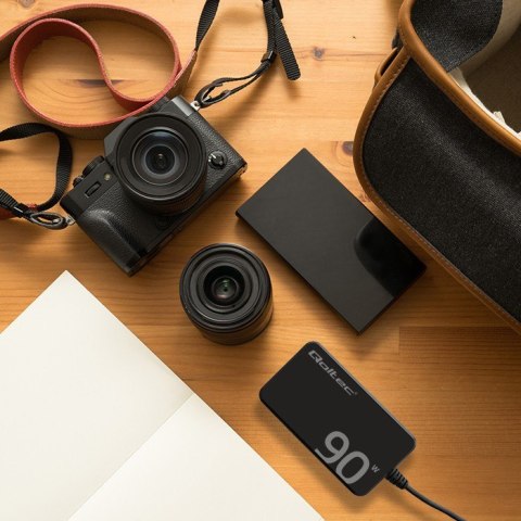 Qoltec Ładowarka sieciowa 90W GaN Fast SLIM | PD | 5-20V | 4.5A | USB-C 3.1 | Laptop | MacBook | Smartfon | +kabel