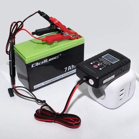 Qoltec Automatyczna ładowarka do akumulatora AGM GEL STD 6V/12V | 2A | Prostownik z funkcją naprawy i wyświetlaczem LED