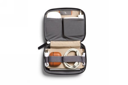 Bellroy Tech Kit Compact - organizer na akcesoria mobilne (navy)