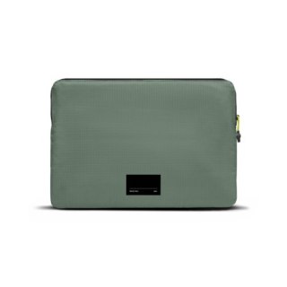 Native Union Ultralight Sleeve - etui ochronne do Macbook 13" (slate green)