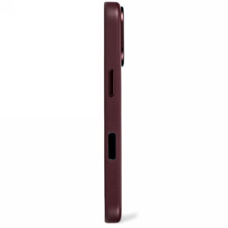 Decoded Leather Backcover - skórzana obudowa ochronna do iPhone 17 kompatybilna z MagSafe (dark ruby)