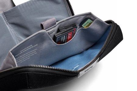 Bellroy Tech Kit - organizer na akcesoria mobilne (black)